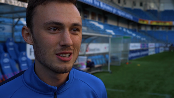 Ole Gunnar og Fredrik Aursnes før bortekampen mot IK Start